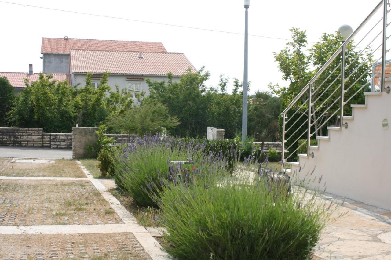 Apartments With A Parking Space Novalja, Pag - 6398 Extérieur photo