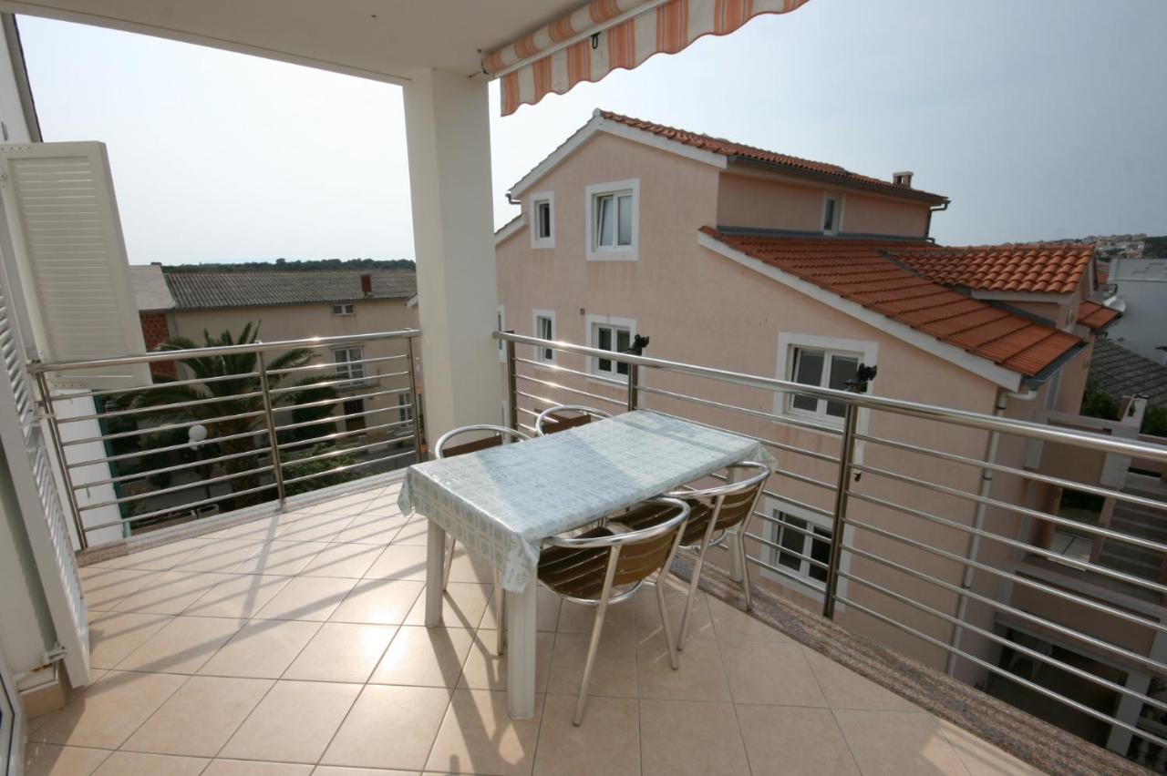 Apartments With A Parking Space Novalja, Pag - 6398 Extérieur photo